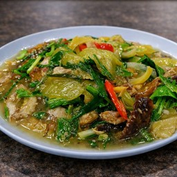 เกี้ยมฉ่ายผัดกระเพาะหมู