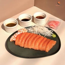 แซบมอนซาชิมิ 100 กรัม มีเครื่องเคียง