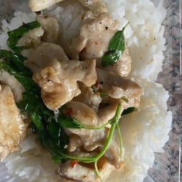 ข้าวกระเพราไก่