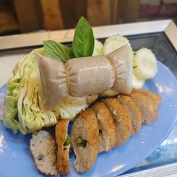 แหนมปลากรายนิตยาทอด 1 ชิ้น