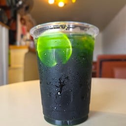 ชิม-ชา ( Healthy cafe) ตลาดหลักเมือง