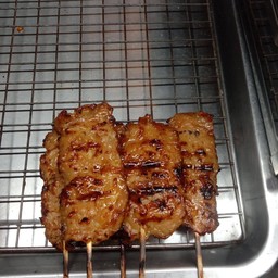 Natthawutเนื้อย่างโคขุน