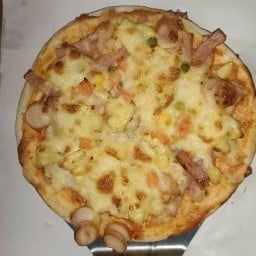 พิซซ่า  ซาเปา นมจีบ เตี๋ยวไก่มะระ พฤกษา. D ซอย 10/2 พฤกษา D