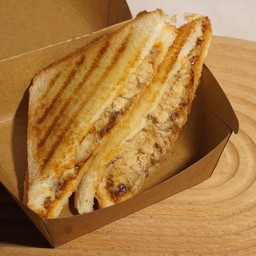 แซนวิชพริกแผาหมูหยอง