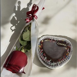 Rose & mini heart choc