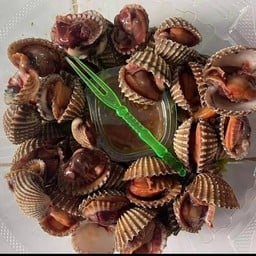 หอยแครงลวก น้ำจิ้มรสเด็ด (ซอยเจ้าพระยา)