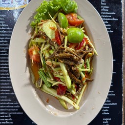 ตำมะม่วงปลากรอบ