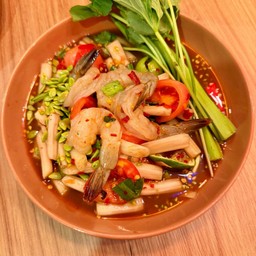 ตำไหลบัวกุ้งสด