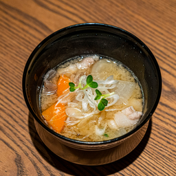 Tonjiru