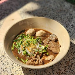 ก๋วยเตี๋ยวเรือ หมูพิเศษ