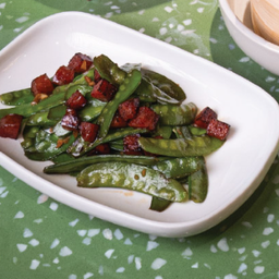 ถั่วลันเตาผัดกุนเชียง