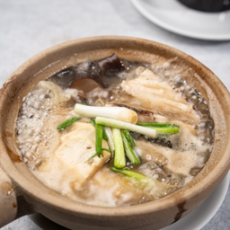 ซุปปลากะพงทรงเครื่อง