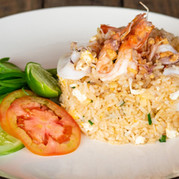ข้าวผัดทะเล
