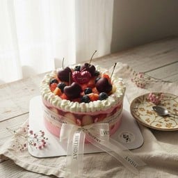 สตอเบอร์รี่บัตเตอร์ครีมเค้ก valentine's day