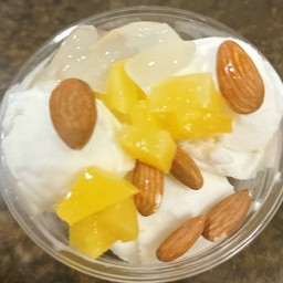 ไอติมกะทิสดเข้มข้น เกล็ดหิมะ