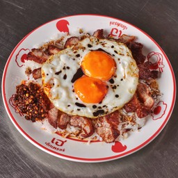 ข้าวหมูทอดฮอลลีวู้ด + ไข่ดาวแฝด