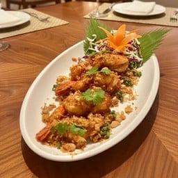 กุ้งแม่น้ำทอดกระเทียม