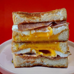 Bacon and Egg Parm Cheese Sandwich - พาร์มชีส แซนด์วิช เบคอน และไข่