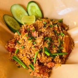 ข้าวผัดแหนม