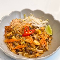 ผัดไทยมังสวิรัส เห็ด เต้าหู้