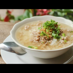 ข้าวต้มหมูสับ