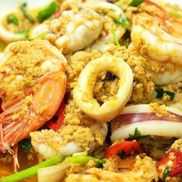 กะหรี่ทะเล(กับข้าว)