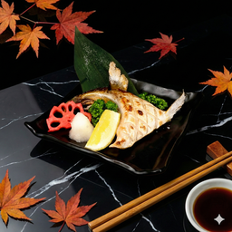 แก้มปลาฮามาจิ ย่างเกลือ/ย่างซีอิ๊วหวาน