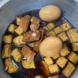 พะโล้ ไข่_หมู เต้าหู้ทอด