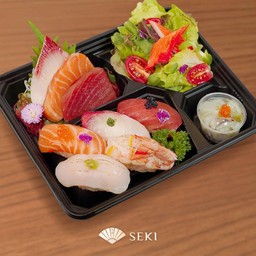 Mixed Sushi & Sashimi Bento Set