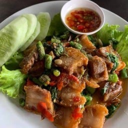 กระเพราเราแซ่บ2 หนองขาม