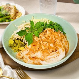 ขนมจีนน้ำยากะทิเนื้อปู