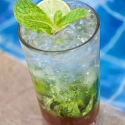 Coconut Pool Bar @ Prince Palace Bangkok