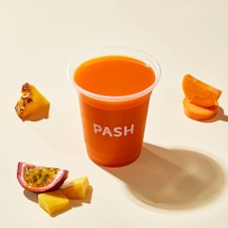 Carrot Crazy, Cold Pessed Juice ( แครอท สับปะรด เสาวรส มะม่วง ตะไคร้ - น้ำผลไม้ สกัดเย็น )