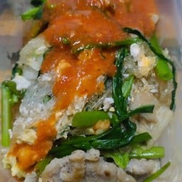 สุกี้ แห้ง ผัดไข่