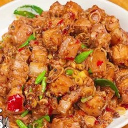 หมูกรอบผัดตะไคร้