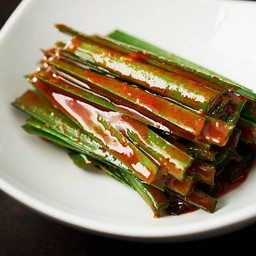 กิมจิใบกุ๋ยช่าย
