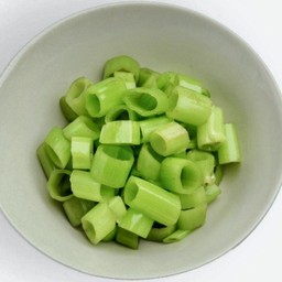 ผักบุ้งแก้ว ลวก