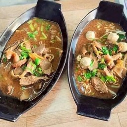 ก๋วยเตี๋ยว ก๋วยเตี๋ยวเรือ พิมพา สาขา 8