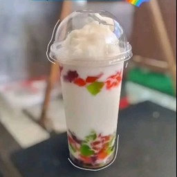 ปีโป้ +  น้ำมะพร้าวปั่นทูโทน