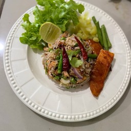 SalmonClub by Punnara  บ้านสวน