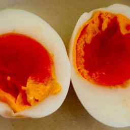 ไข่เป็ดต้มยางมะตูม