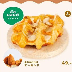 Mochi Waff + Almond