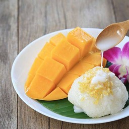 ข้าวเหนียวมะม่วงบ้านคุณแม่ ซอยคุณพระ ฟาบริเนท