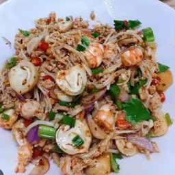 ลาบทะเลเห็ดฟาง