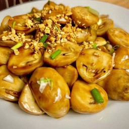 เห็ดฟางผัดน้ำมันหอย