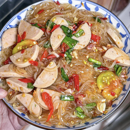 ตำเส้นเล็กหมูยอ