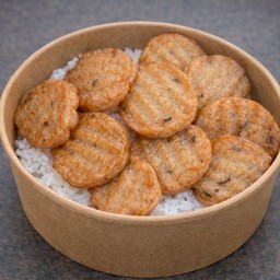 ข้าวไก่ยอดพริกไทยดำทอด