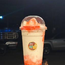 นมสดสตอเบอร์รี่