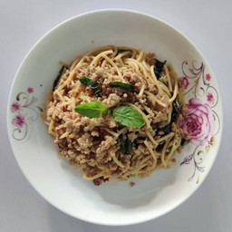 สปาเก็ตตี้ผัดกะเพรา