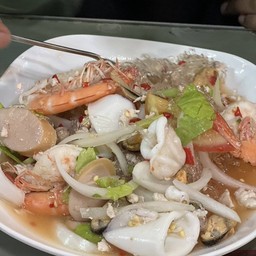 ยำวุ้นเส้นทะเล